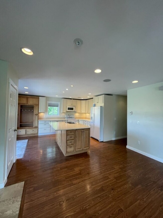 Beautiful Country Townhome! House Rental in Kalispell, MT