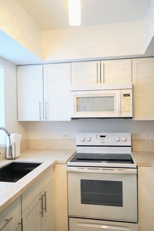 Cocina - 201 NW 7th St Unidad 403