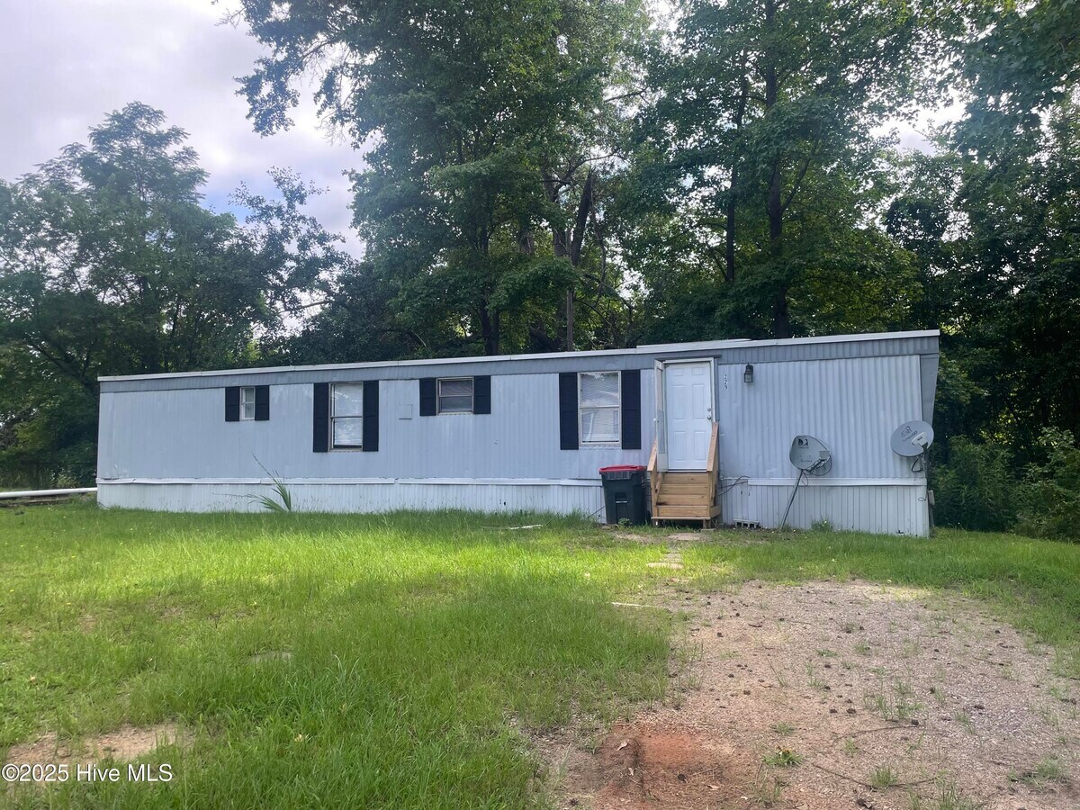 Photo - 229 7th St