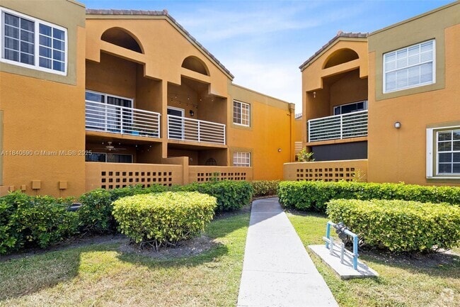 Building Photo - 9741 Fontainebleau Blvd Unit H201 Rental