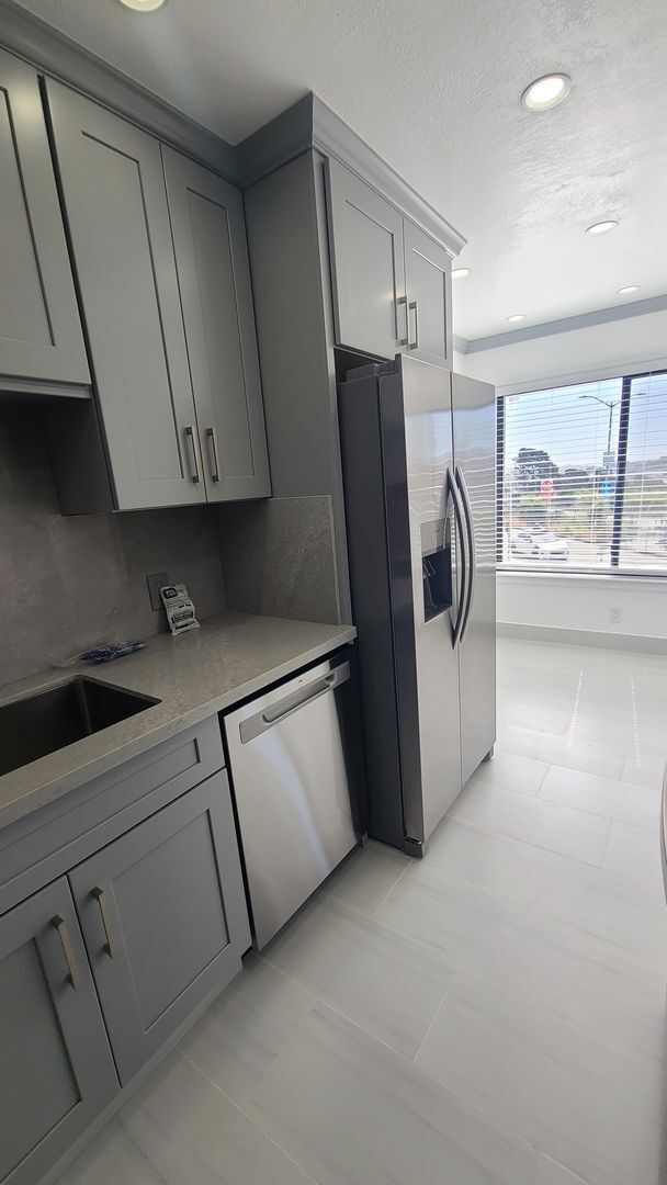 Photo - Full of light well located updated apt in Glen Park. Gustavo Lopez AMSI