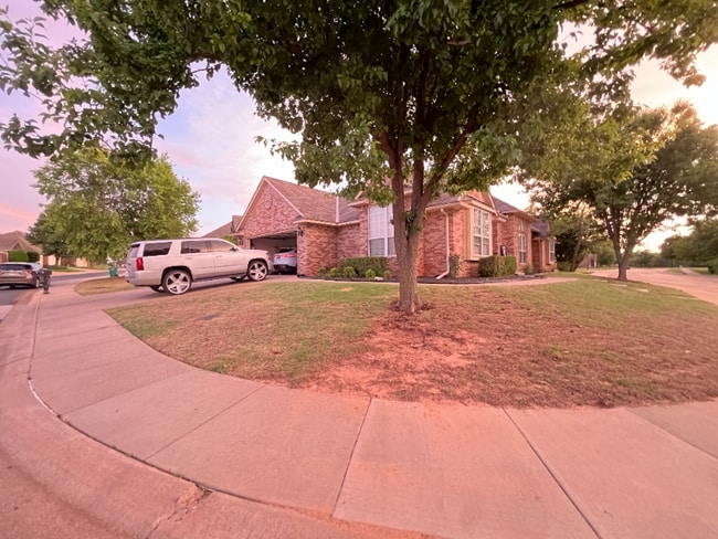 Photo - 16721 Farmington Way