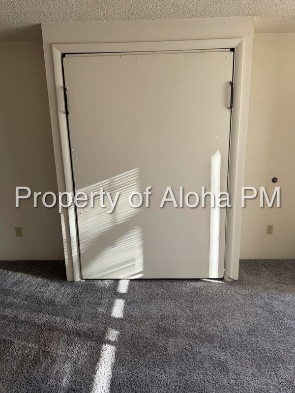 Photo - 337 N 17th St