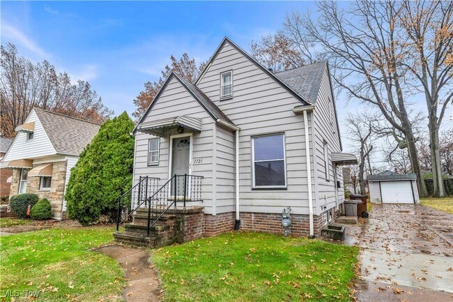 Photo - 1721 Tuxedo Ave