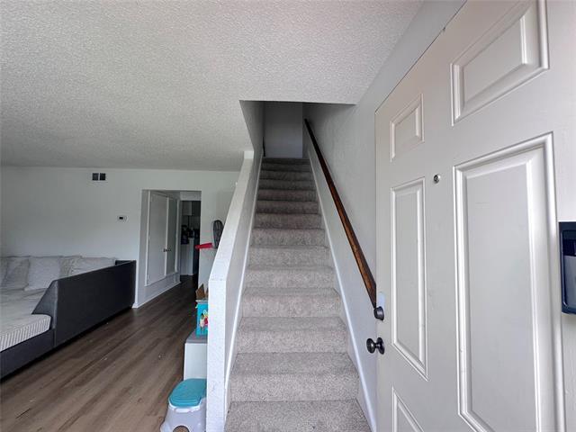 Photo - 514 E Norwood Cir