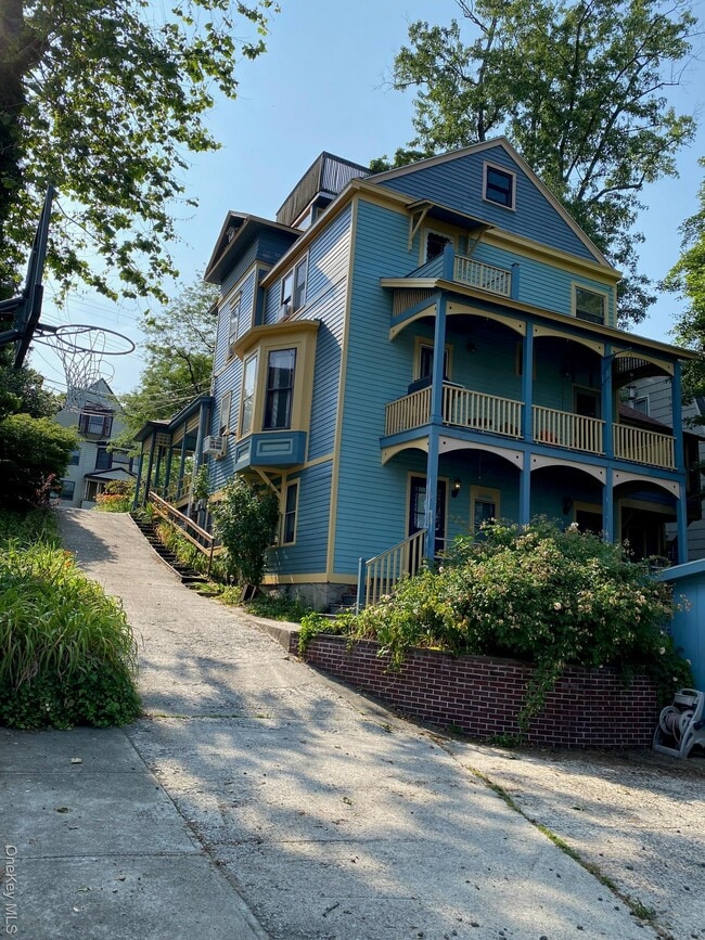 Photo - 117 S Broadway Unit South