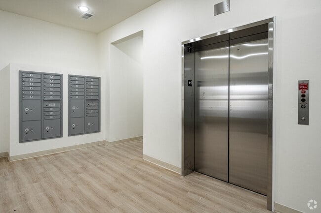 Elevator - Villas @ Rio