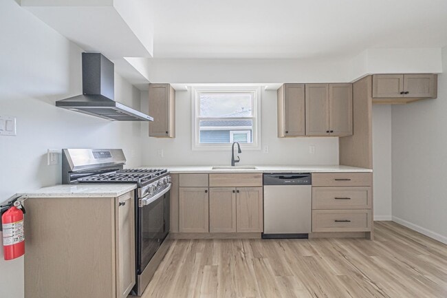 Photo - 2018 Horace J Bryant Jr Dr