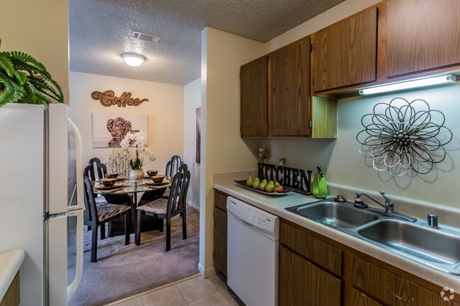 Stonewall Apartments