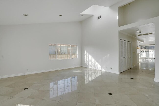 Photo - Get This House Now