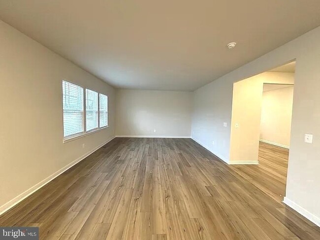 Photo - 2328 Hawkshill Dr