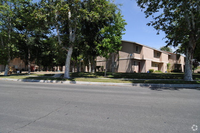 Building Photo - Village Meadows Rental