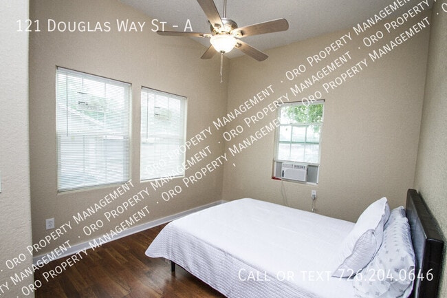 Photo - 121 Douglas Way St Unit A