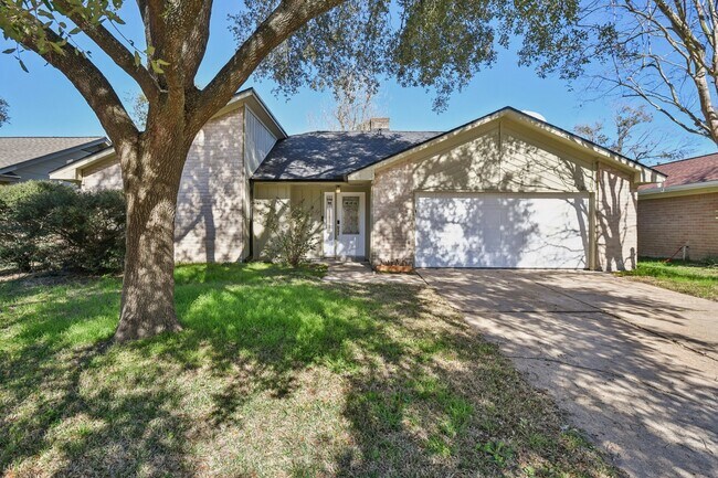 Photo - 15642 Pagehurst Dr