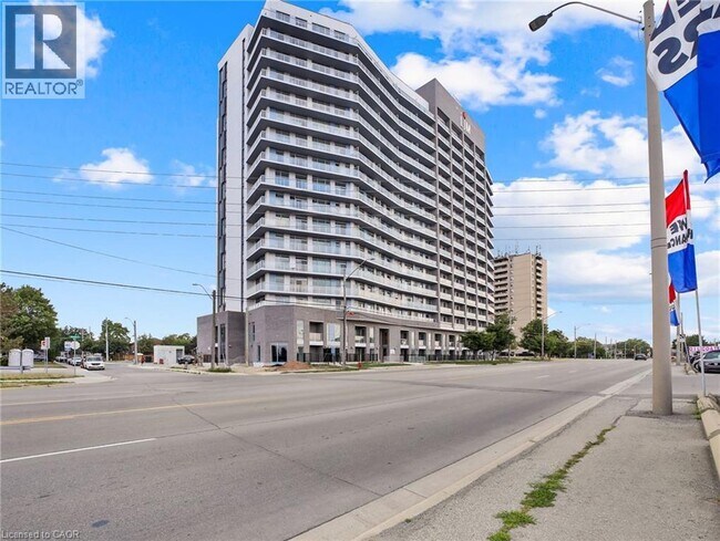 Photo - 2782 Barton St E Unité 1418