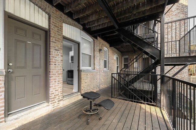 Photo - 4750 S Calumet Ave Chicago, IL 60615