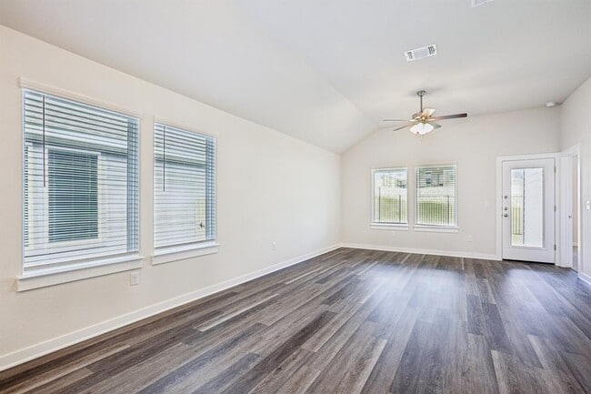 Photo - 2224 Delano Dr