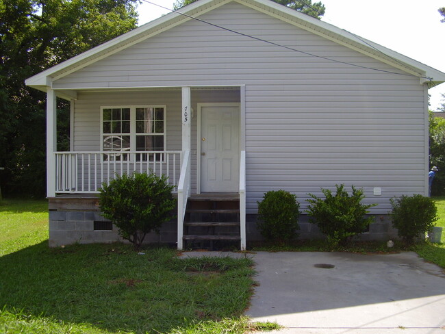 AFFORDABLE RENT! - AFFORDABLE RENT! House