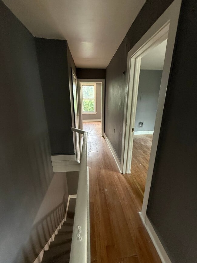Photo - 5318 Glenmore Ave