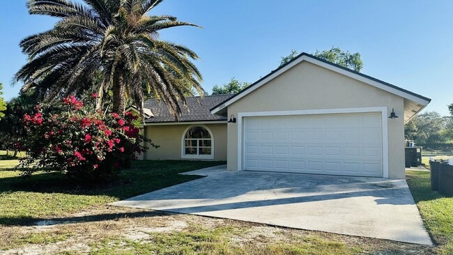 Photo - 12816 67th St N