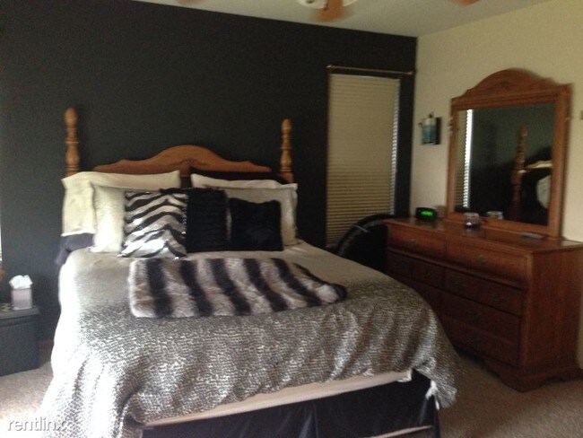 Photo - 3 br, 2.5 bath Condo - 396 Bluegrass Parkway