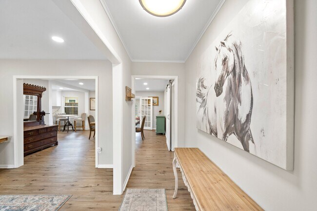 Photo - 5802 Effingham Dr