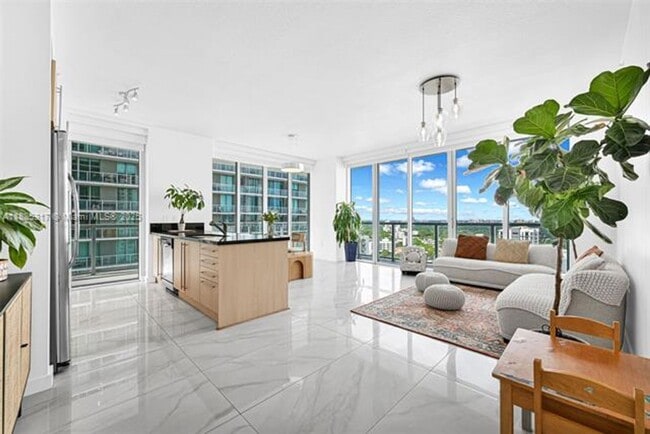 Photo - 1111 SW 1st Ave Unit 1111 SW 1st Ave  2714-N