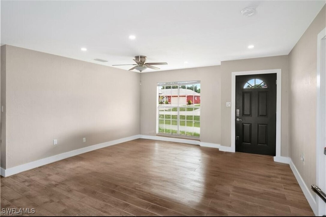 Photo - 4500 30th Pl SW