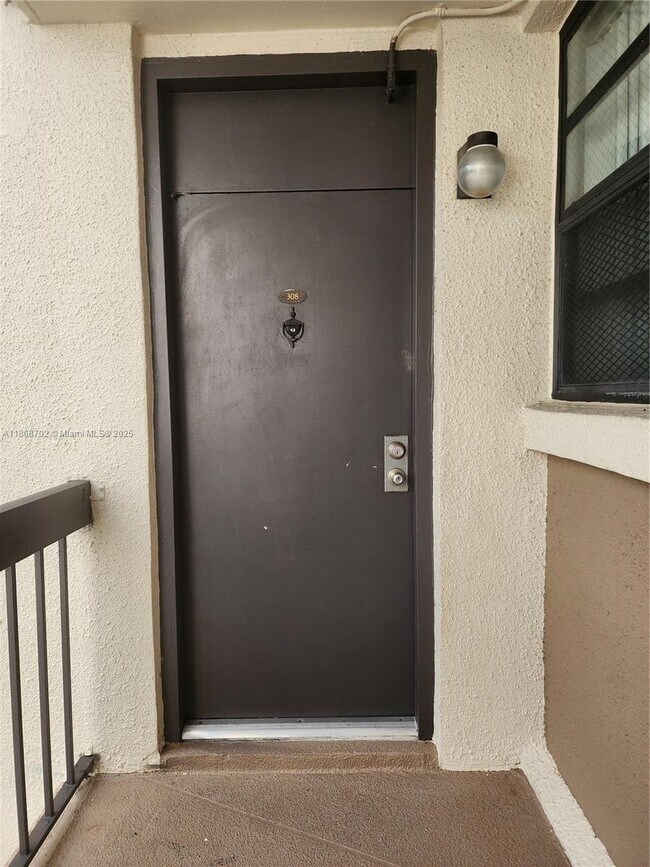 Photo - 8419 Forest Hills Dr Unit 308