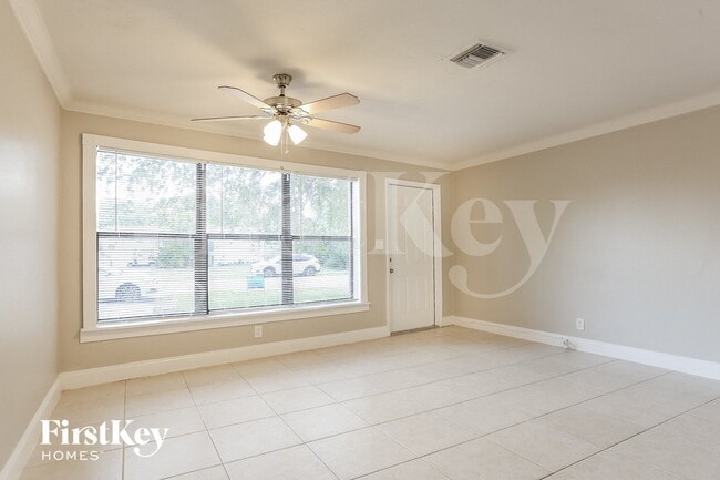 Photo - 2411 NE 10th Ave