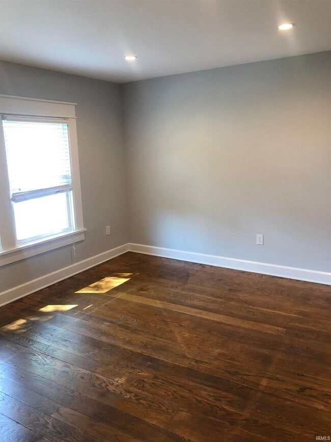 729 E Hunter Ave Unit 4
