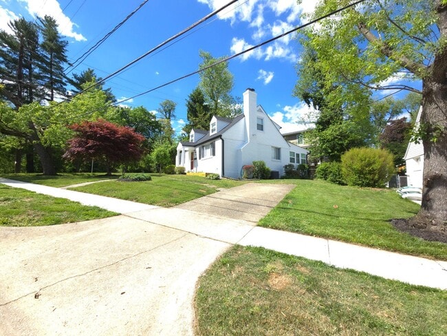 Photo - 2209 Quinton Rd