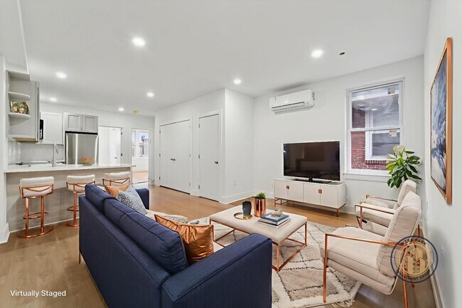 Building Photo - 812 W Roosevelt Blvd Rental