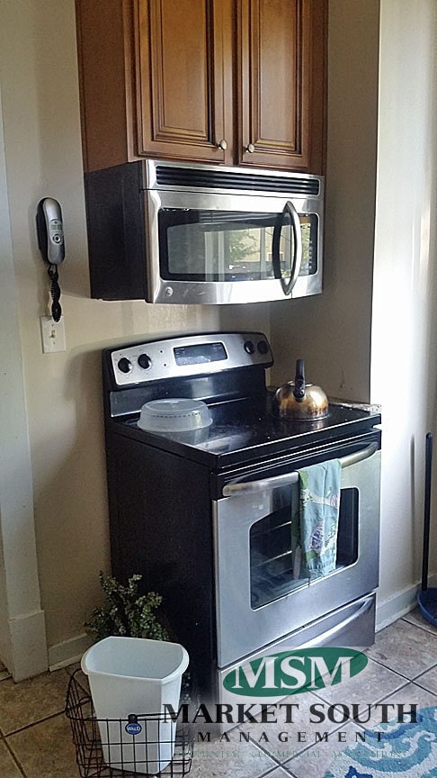 Photo - HABERSHAM STREET APARTMENT!