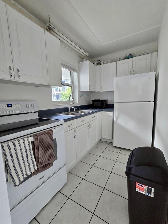 Photo - 1001 SE 16th St Unit 1