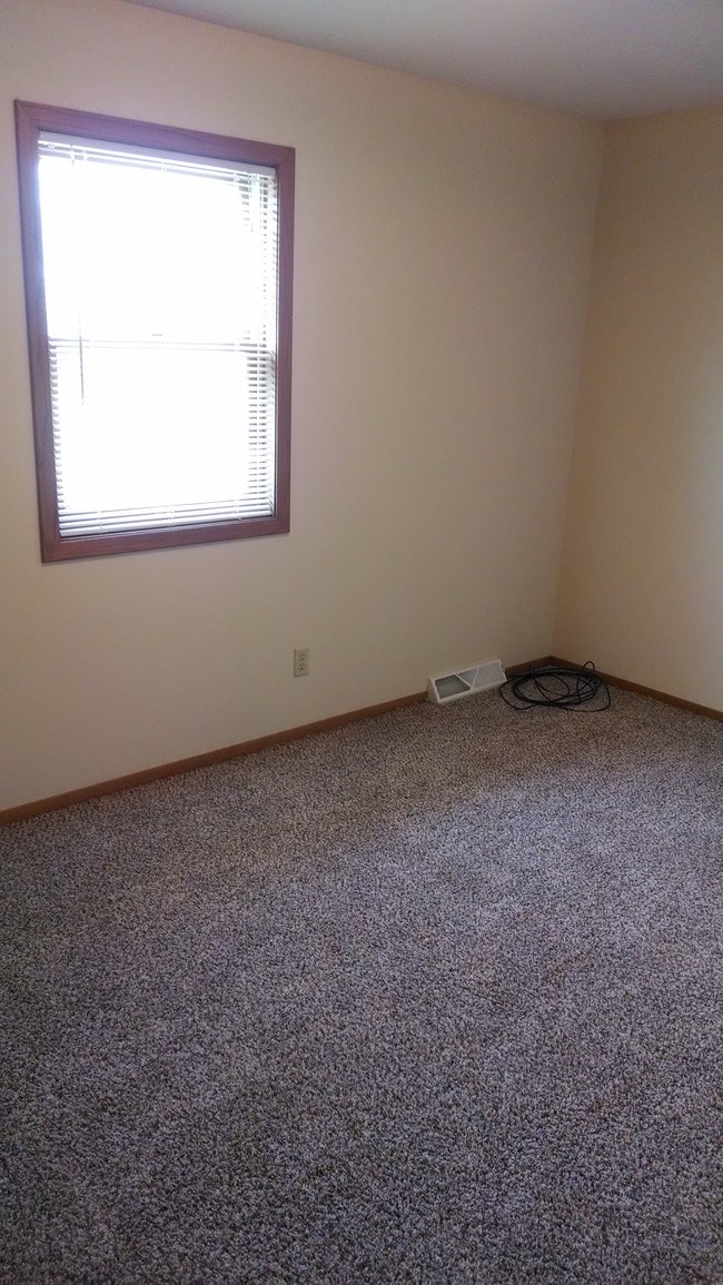 Photo - 5750 Jefferson Rd