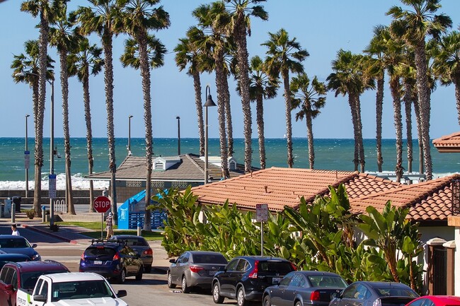 Pier View Apartments - Pier View Apartments