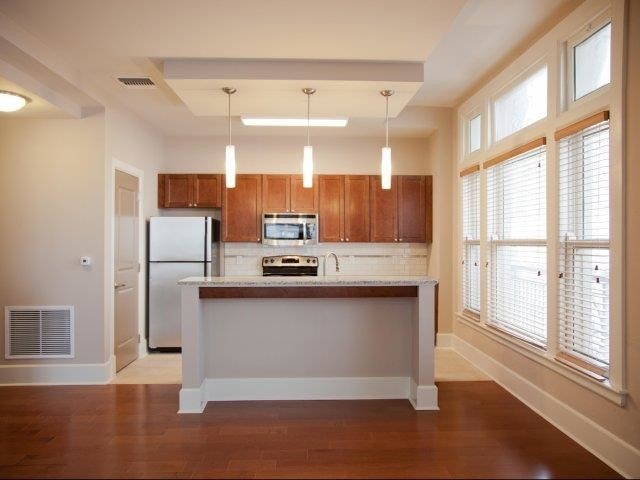 Hibernia Tower Apartments