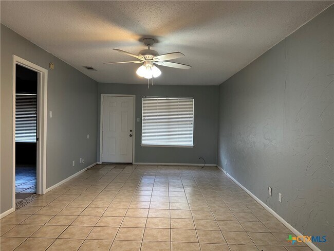 Photo - 1051 Country Club Dr Unit 27