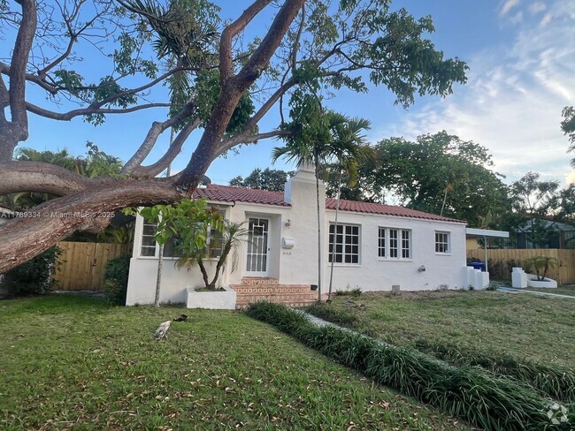 Building Photo - 668 NE 72nd Terrace Rental