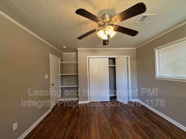 Photo - 216 Brentwood Blvd