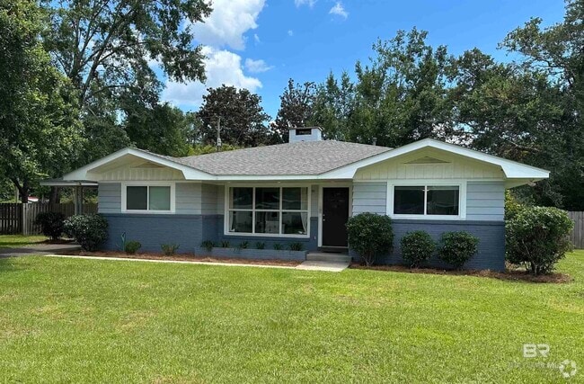 Building Photo - 311 W Marigold Ave Rental