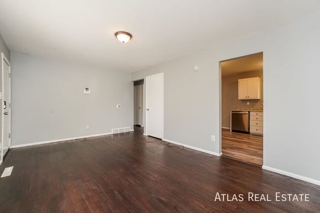 Photo - 828 Querida Dr