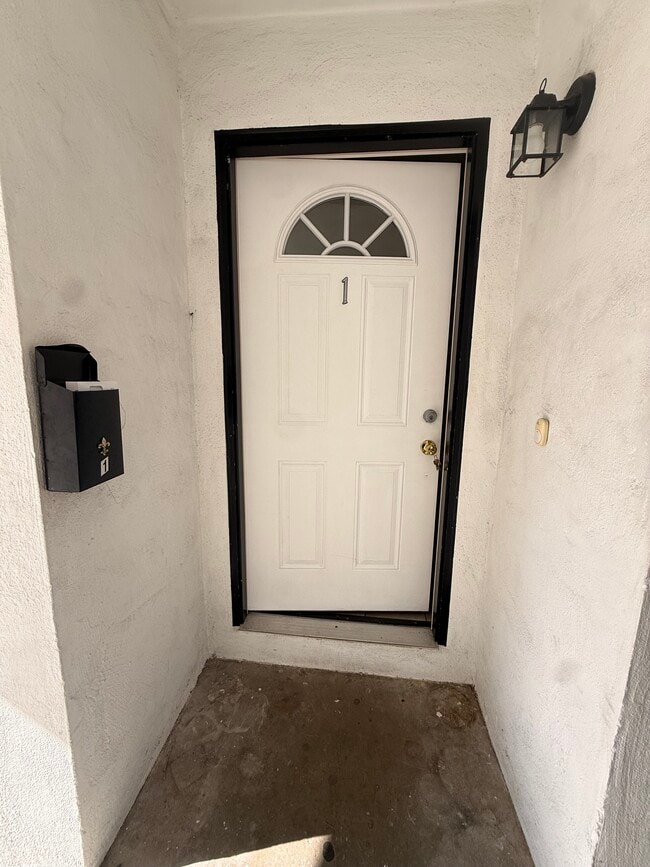 1371 Kingfisher Way Unit 1