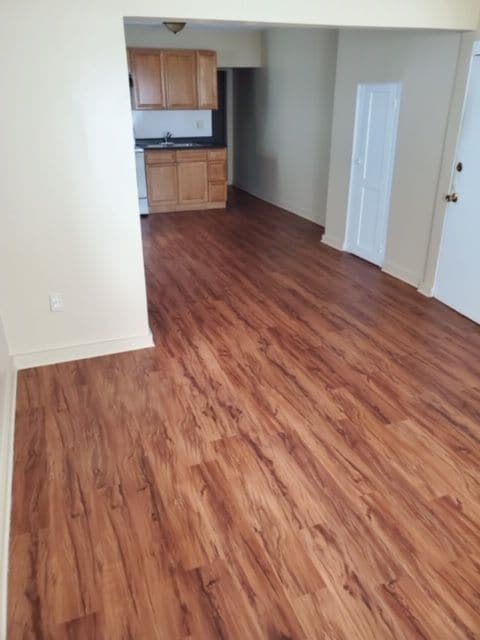 Photo - 432 S Franklin St