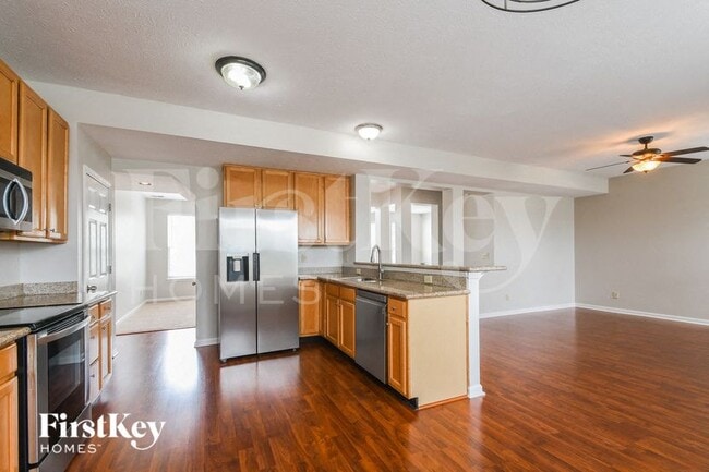 Photo - 9757 Scotch Pine Ct