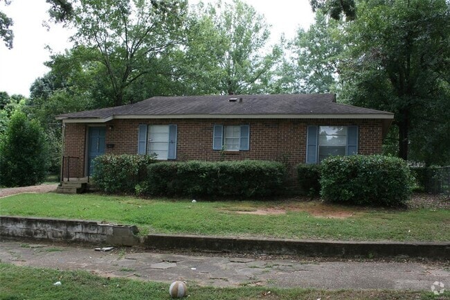 Building Photo - 2050 Yancey Ave Rental