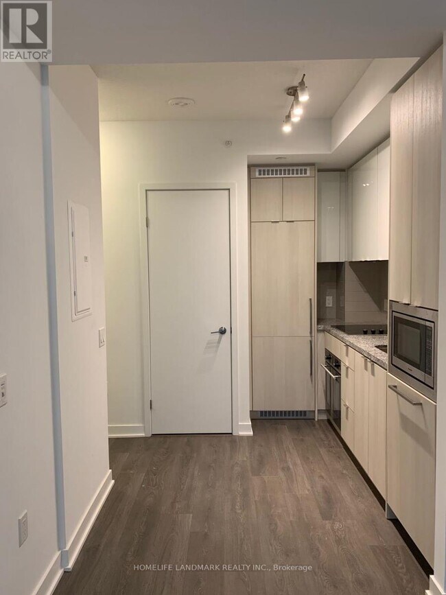 Photo - 125 Blue Jays Way Unité 2307