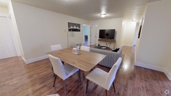 Building Photo - 1641 10th Ave E Rental