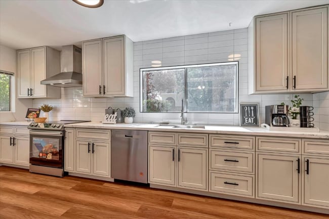 Photo - 47 Fleming Ave